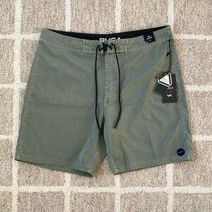 RVCA VA PIGMENT TRUNK 34